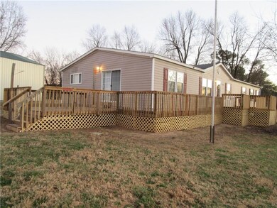 2086 S Harris Dr, Fayetteville, AR 72701 - photo 3