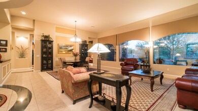 2451 N Keesha-10