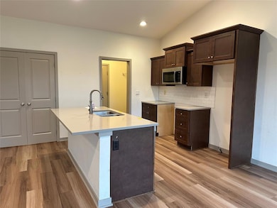 980 Juniper Dr, Carlisle, IA 50047 - photo 4