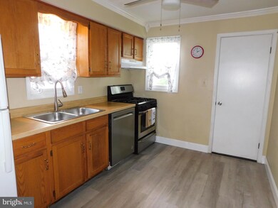 166 S Fellowship Rd, Maple Shade, NJ 08052 - photo 3