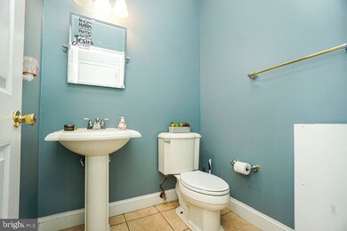 202 Jamestown Blvd, Hammonton, NJ 08037 - photo 5