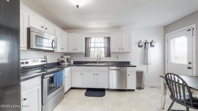 266 Haley Ave Shepherdsville KY 40165-8-