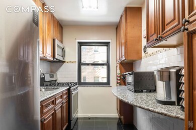 Brulene Condos unit 3D, Jackson Heights, NY 11372 - photo 6