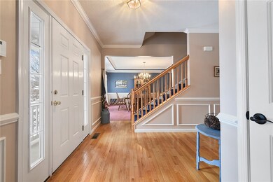 113 Majestic Dr, Canonsburg, PA 15317 - photo 2