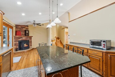 963 Sadies Ln, Hudson, WI 54016 - photo 7