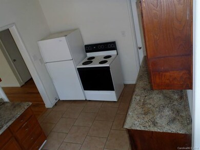 602 Cherry St unit B, Statesville, NC 28677 - photo 6