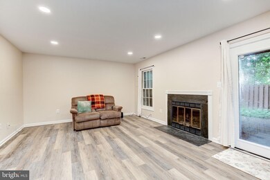 14523 Cambridge Cir, Laurel, MD 20707 - photo 6