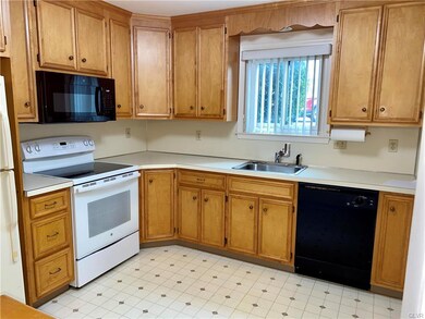 867 Cold Spring Rd unit 1, Allentown, PA 18103 - photo 7