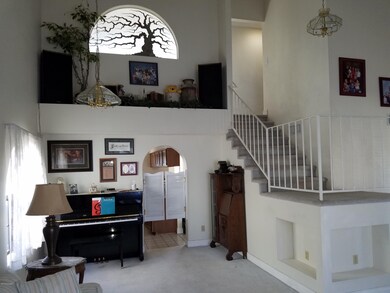 LVINGROOM