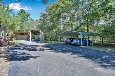 CIRCLE DRIVEWAY