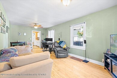 616 W Jefferson St, Grand Ledge, MI 48837 - photo 5