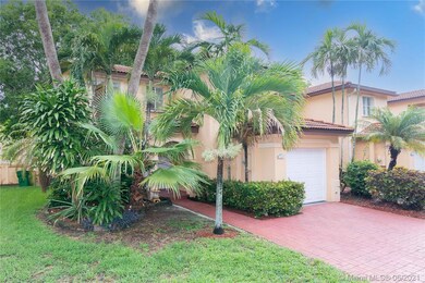 13997 N Forest Oak Cir, Davie, FL 33325 - photo 2