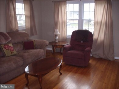 129 S Euclid Ave, Winchester, VA 22601 - photo 2