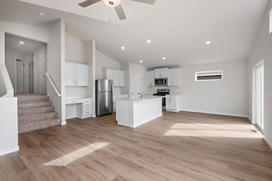 618 Redwood Loop N, Cambridge, MN 55008 - photo 3