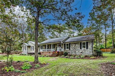 713 Greenview Dr, Asheboro, NC 27205 - photo 2