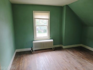 1301 Hickory St, Niles, MI 49120 - photo 5