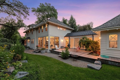 2225 E Lake of the Isles Pkwy, Minneapolis, MN 55405 - photo 3