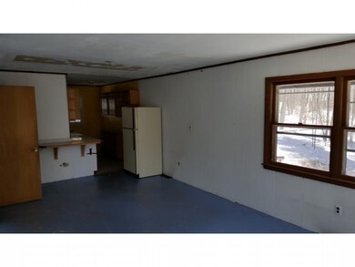 841 Shippee Rd, Readsboro, VT 05350 - photo 4