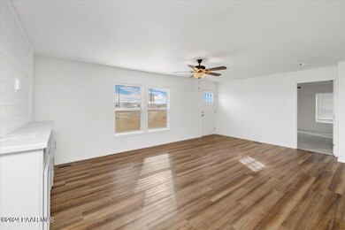 25341 N Mitchell Rd, Paulden, AZ 86334 - photo 3