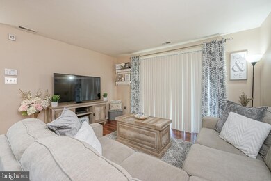 1707 Hawthorne Ct unit 1707, Sewell, NJ 08080 - photo 3