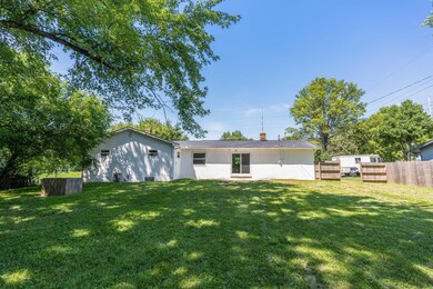 6-web-or-mls-2439-mccutcheon-rd