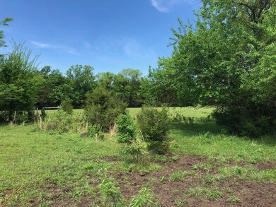 1310 Pickle Rd, Petersburg, TN 37144 - photo 7