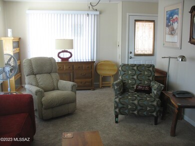 5402 Flying Circle Living Room