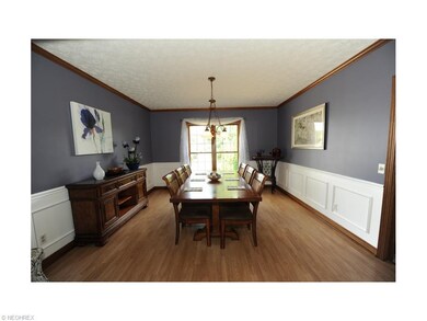 Elegant Formal Dining!