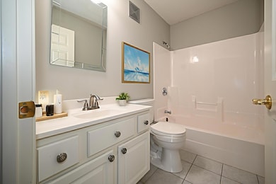 DSC_8067 - Bathroom - Standard - 7.jpg