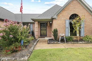 3315 Plum Point Dr E, Olive Branch, MS 38654 - photo 4