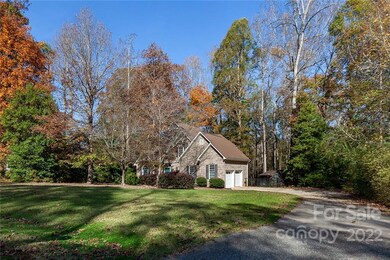 321 Forbes Ct, Clover, SC 29710 - photo 3