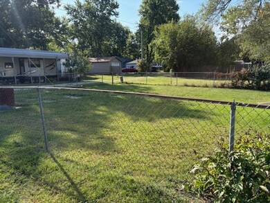 1000 S Oak Ave, Aurora, MO 65605 - photo 4