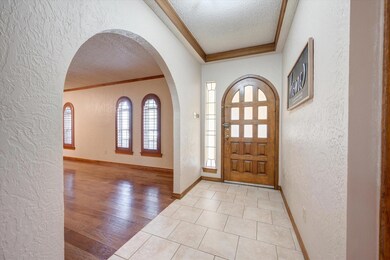 1017 Cherry Ct, Hurst, TX 76053 - photo 4