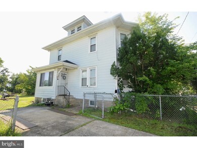 815 Chestnut St, Paulsboro, NJ 08066 - photo 2