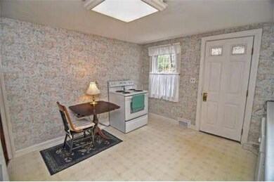 118 Mayfair Dr, Westwood, MA 02090 - photo 7