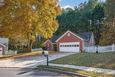 5683 Riverside Walk Dr, Sugar Hill, GA 30518 - photo 2