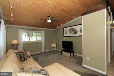 2303 Kingsbury Ln, Woodbridge, VA 22192 - photo 7