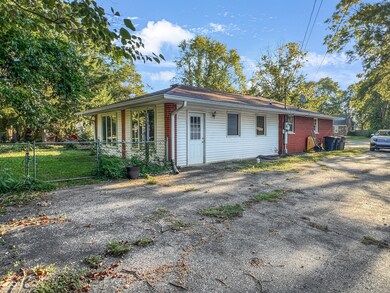 3410 Westenedge Dr, Columbus, IN 47203 - photo 3