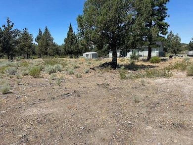 8-1/158 Woodside Rd unit 8-1, Lake Shastina, CA 96094 - photo 4