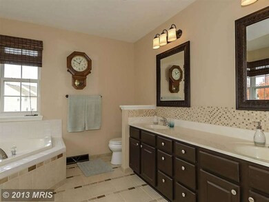 1206 Millstone Ct, Sykesville, MD 21784 - photo 3