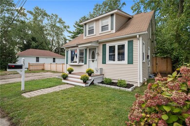 23 Curtis St, Warwick, RI 02889 - photo 2