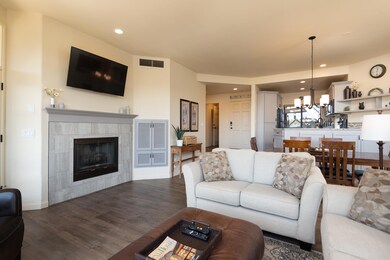 19717 Mount Bachelor Dr unit 511, Bend, OR 97702 - photo 4