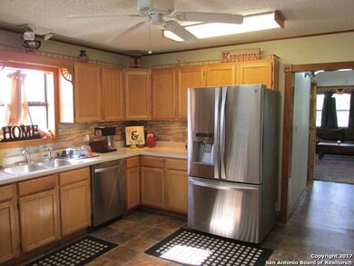 4191 County Road 4516, Hondo, TX 78861 - photo 7