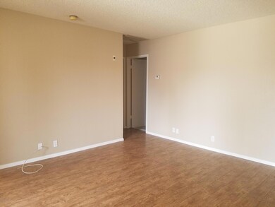 Living room 4 0412