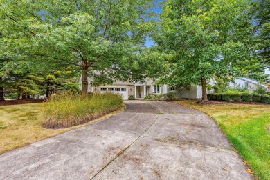2-web-or-mls-686-laurel-ridge-dr