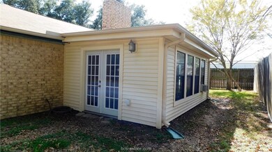 Back of sun room.