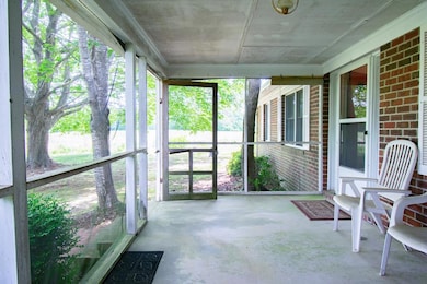 203 Lampkintown Rd, Burgess, VA 22432 - photo 6