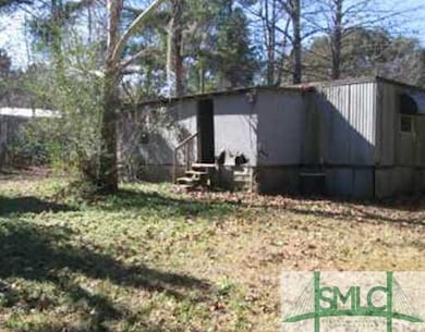 Yard/Garden. HINESVILLE ROAD BACK