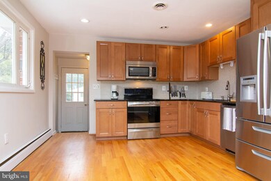 6216 Rolling View Dr, Sykesville, MD 21784 - photo 4