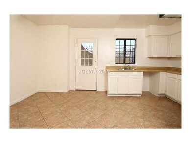 7060 Burcot Ave unit C75, Las Vegas, NV 89156 - photo 6